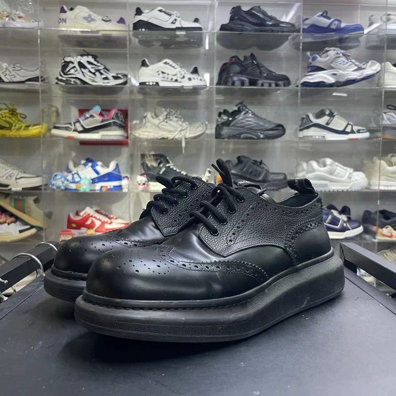 Alexander McQueen Alexander McQueen Men's Casual Black Shoes Size US 10 / EU 43 - 1 Thumbnail