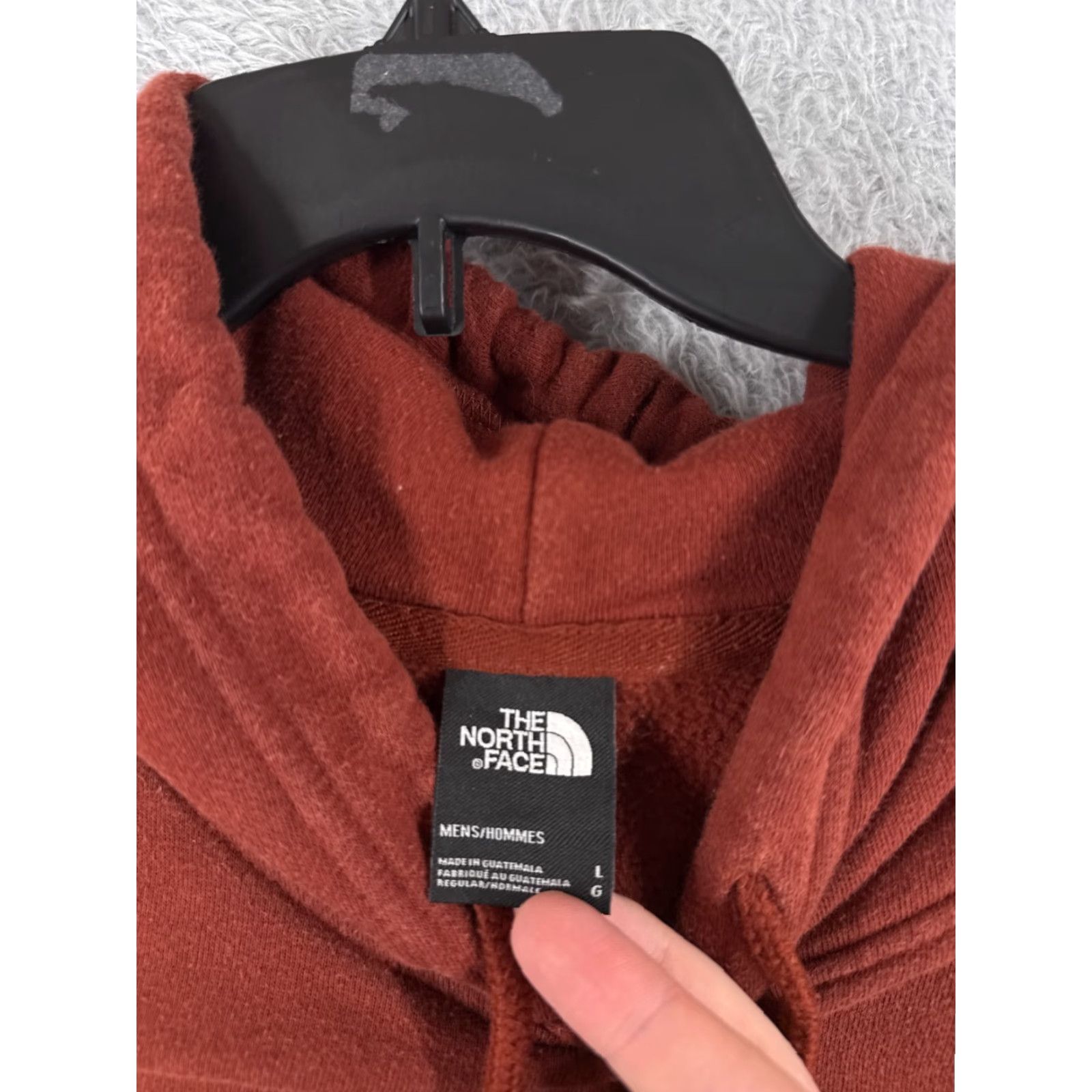 The North Face The North Face Mens Hoodie Pullover Sweatshirt Red Jersey Cotton Blend Large L Man Outdoors Comforthoodie Size US L / EU 52-54 / 3 - 7 Thumbnail