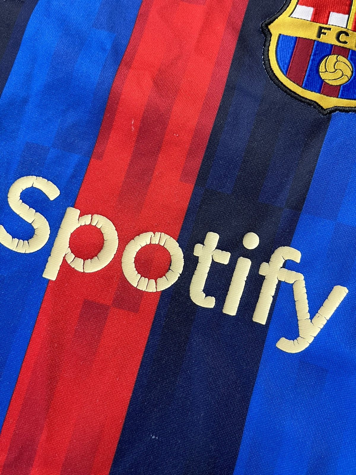 Vintage Nike Barcelona 2022/23 Home Soccer Football Jersey Men’s Size US S / EU 44-46 / 1 - 15 Thumbnail