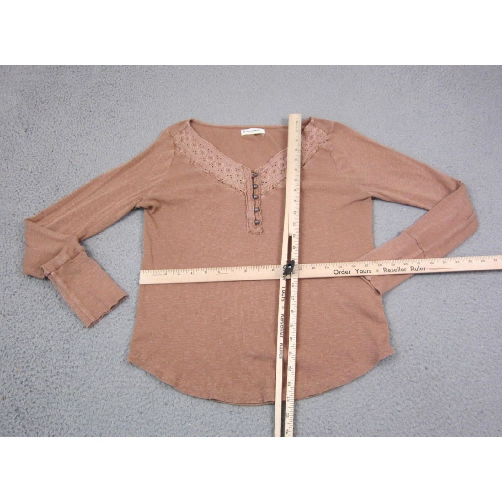 Lucky Brand Lucky Brand Shirt Womens Large Brown V-Neck Henley Lace Trim Top Size L / US 10 / IT 46 - 5 Thumbnail