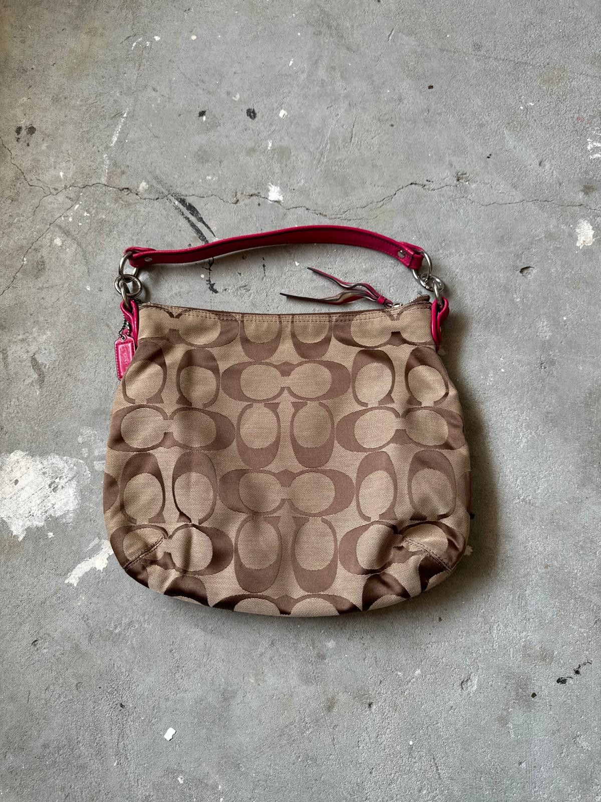 Coach Coach 2Way Signature Hobo Daisy Shoulder Bag Beige/Pink Size ONE SIZE - 2 Thumbnail