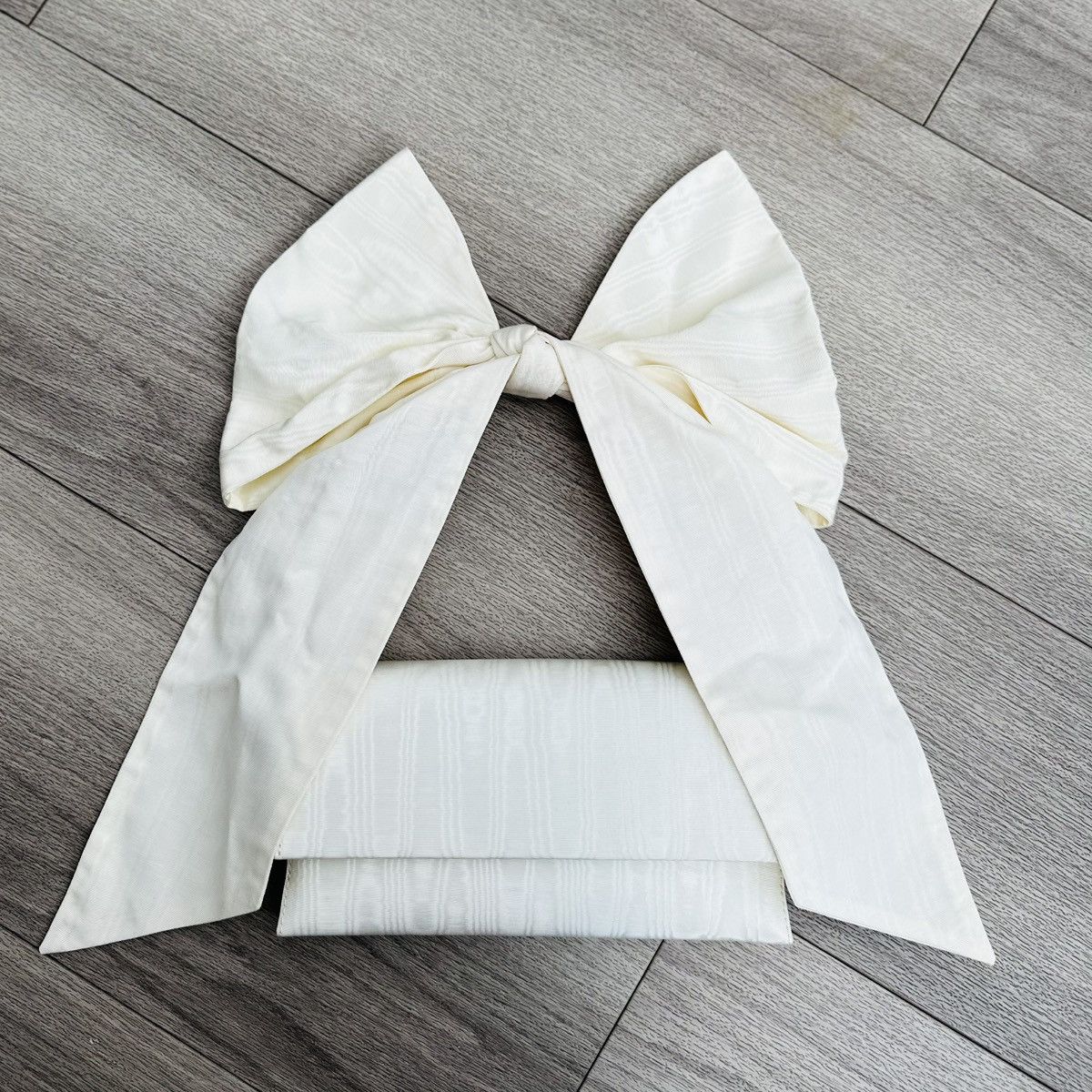 Loeffler Randall Loeffler Randall Ramona Bow Moiré Shoulder Bag NEW Size ONE SIZE - 8 Thumbnail