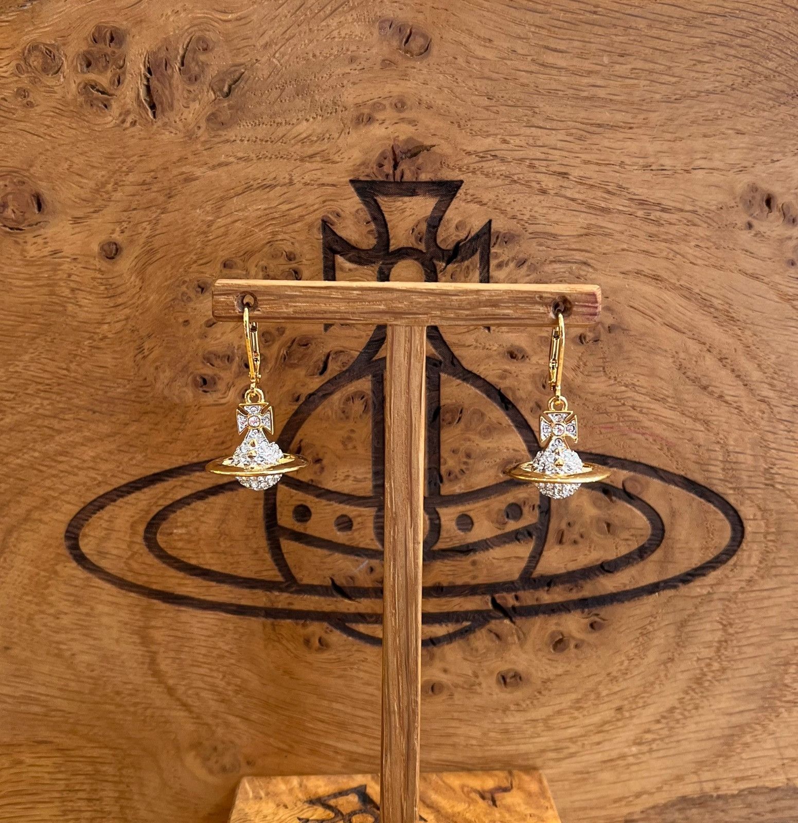Vivienne Westwood o1f1d3z0525 Size: OS / Lena Orb Earrings in Gold Size ONE SIZE - 1 Preview