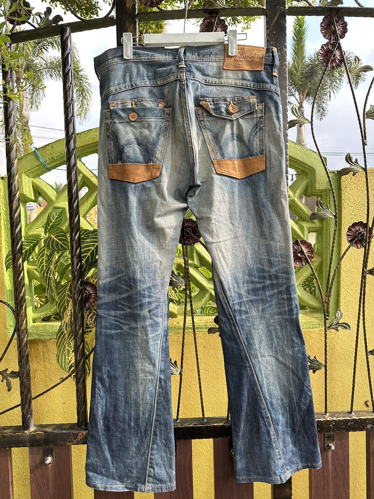 If Six Was Nine Distress Edwin Flare Tokyo Blue Trip Made In Japan. Size US 34 / EU 50 - 6 Thumbnail