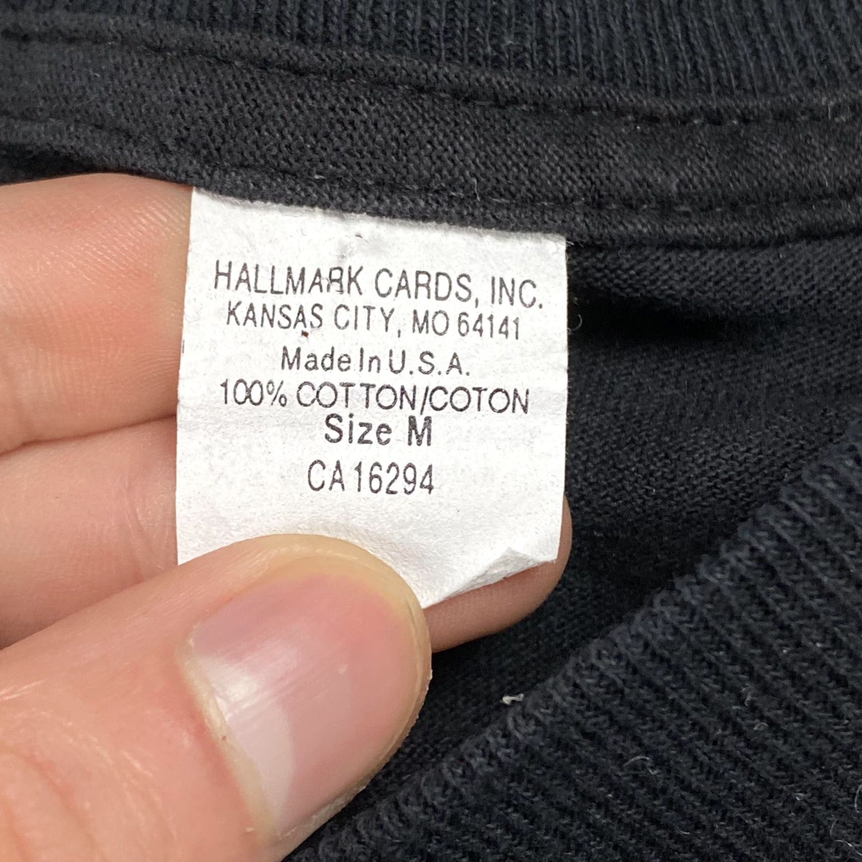 Vintage VINTAGE Hallmark Class of 2000 Graphic T-Shirt Adult Medium Black USA Made Short Sleeve Crew Neck Mens Size US M / EU 48-50 / 2 - 5 Thumbnail