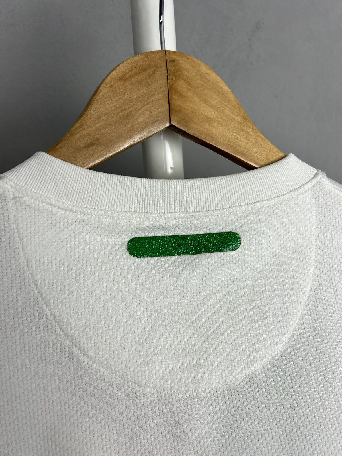 Nike PORTUGAL 2010 2011 AWAY NIKE FOOTBALL SHIRT SOCCER JERSEY Size US S / EU 44-46 / 1 - 10 Thumbnail