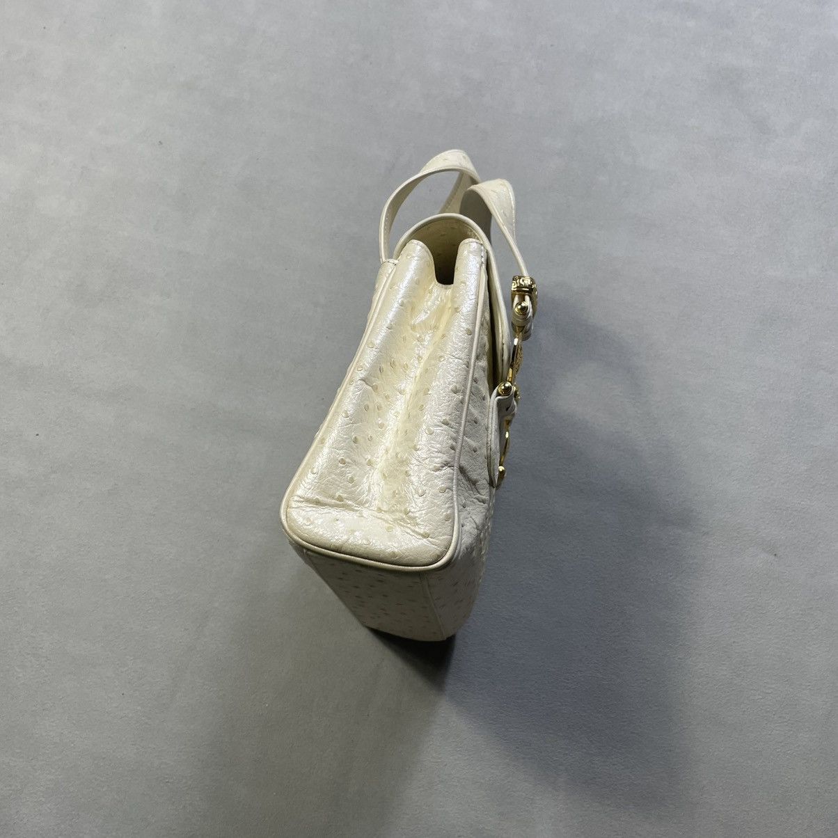 Versace GIANNI VERSACE PEARL WHITE OSTRITCH HAND BAG Size ONE SIZE - 11 Thumbnail