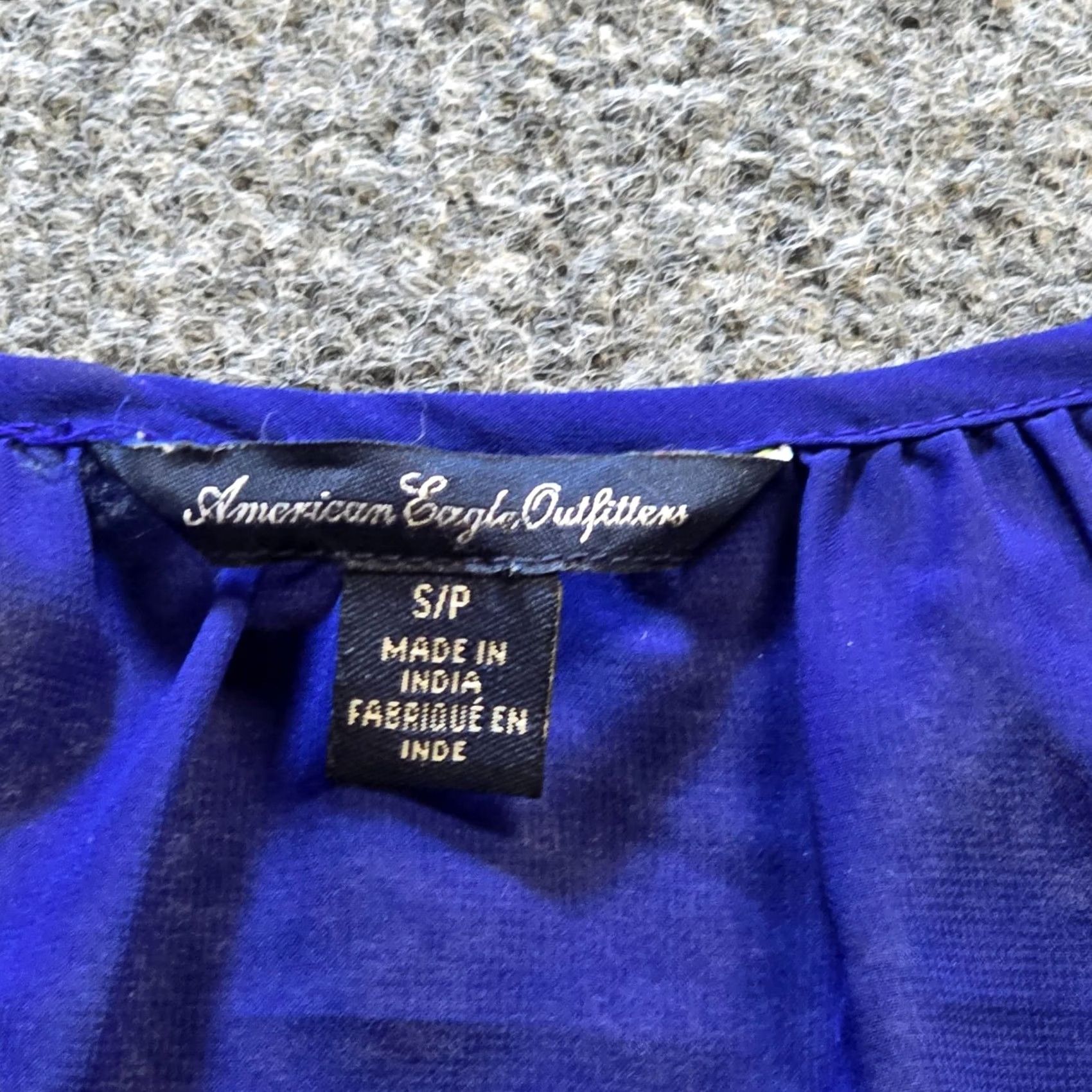American Eagle Outfitters American Eagle Outfitters Blouse Womens Small Blue Sheer Embroidered Peasant Casual 3/4 Sleeve V-Neck Chiffon Polyester Polyester Size S / US 4 / IT 40 - 4 Thumbnail