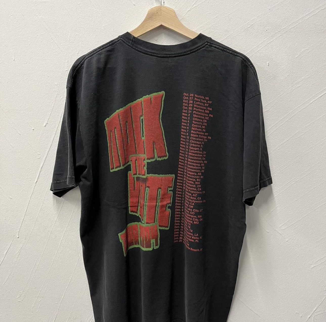 Vintage Vintage GWAR Shirt Size US XL / EU 56 / 4 - 4 Thumbnail