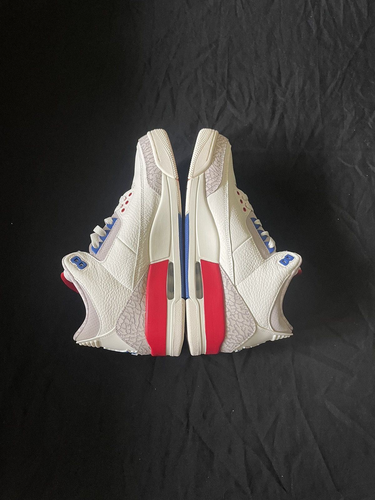 Jordan Brand Jordan 3 Retro International Flight Size US 9.5 / EU 42-43 - 4 Thumbnail