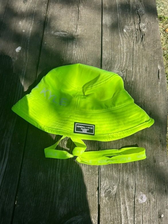 Kendall And Kylie Kendall + Kylie Bucket Hat Size ONE SIZE - 1 Thumbnail
