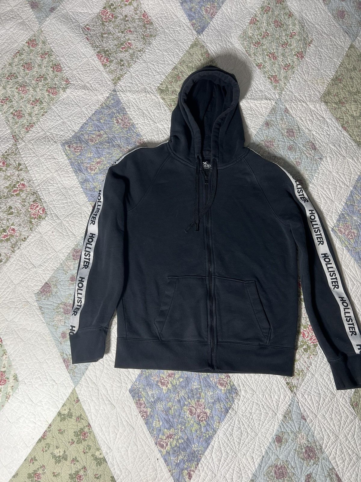 Hollister Hollister OG Black zip up Size US S / EU 44-46 / 1 - 1 Thumbnail