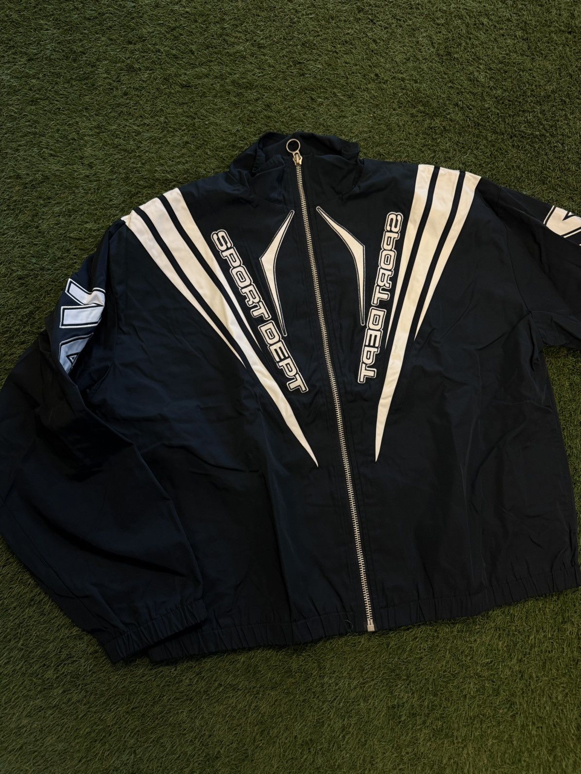 Vale Valley Track Jacket Size (L) Brand New Blue Size US L / EU 52-54 / 3 - 2 Thumbnail