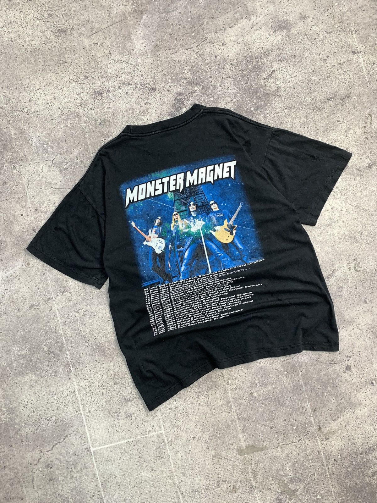 Japanese Brand × Vintage Vintage T-shirt Y2K sk8 street style Monster Magnet Size US L / EU 52-54 / 3 - 10 Thumbnail
