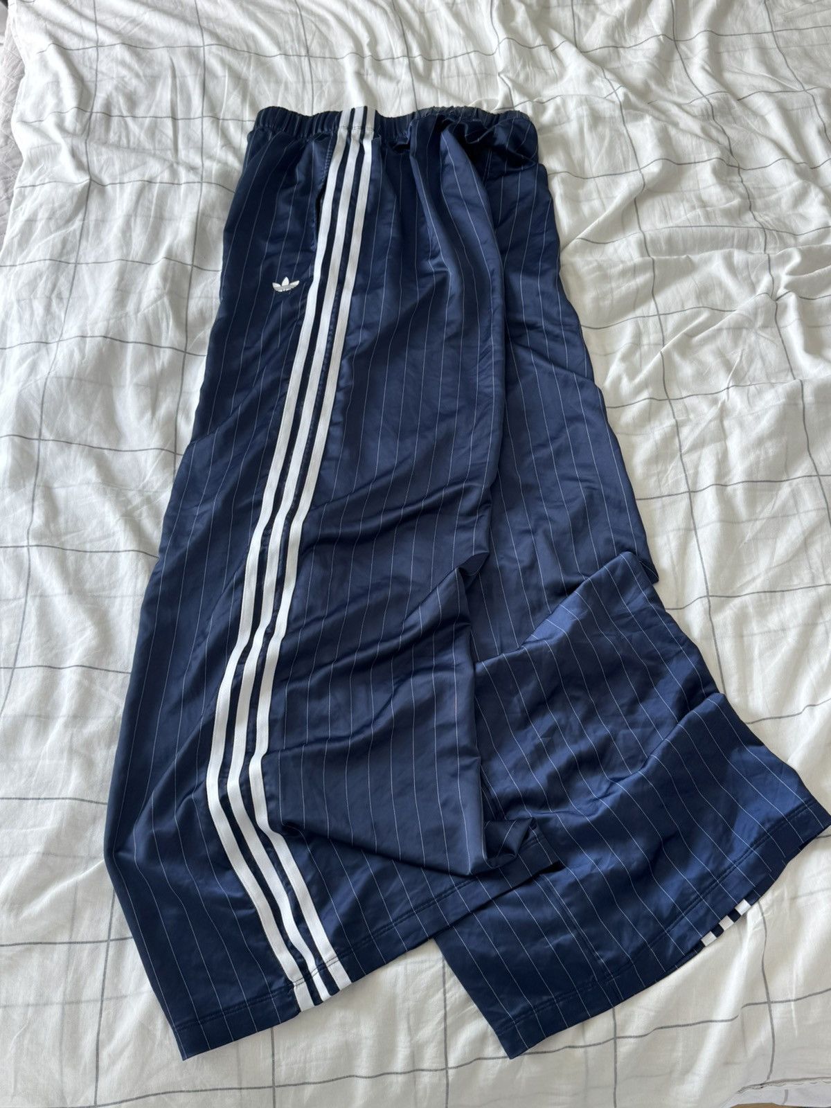 Adidas Adidas Balenciaga Style baggy Track Pants Hype Sweatpants Size 33" - 7 Thumbnail