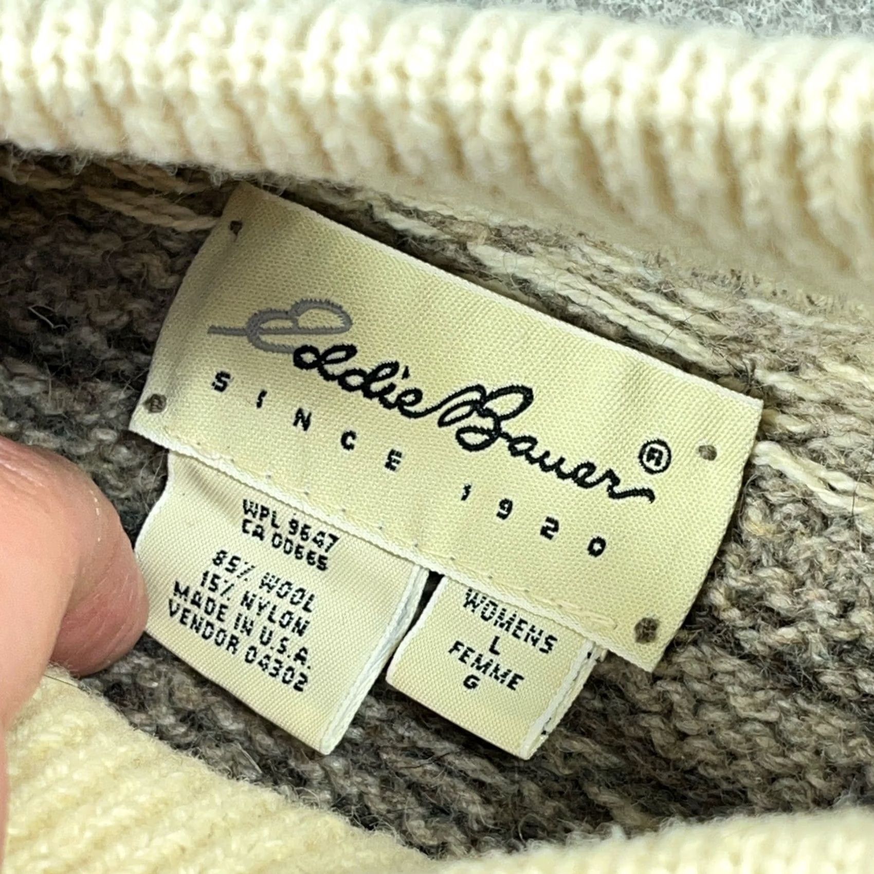 Eddie Bauer VINTAGE Eddie Bauer Sweater Women Large Tan Wool Knit Nordic 90s USA Fair Isle Size L / US 10 / IT 46 - 4 Thumbnail