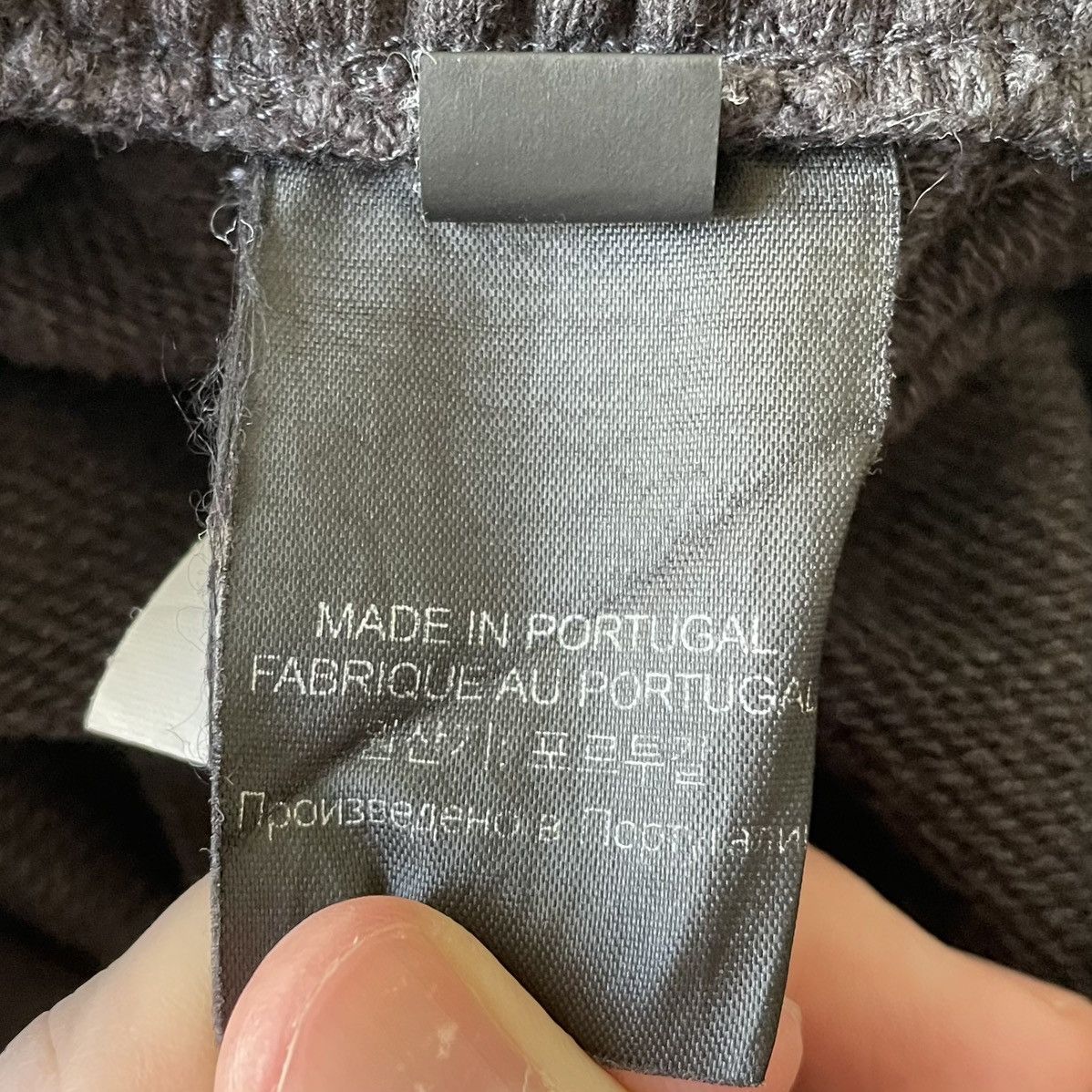 Vetements Vetements 'J'adore Hardcore' Sweatpants Size US 30 / EU 46 - 11 Thumbnail