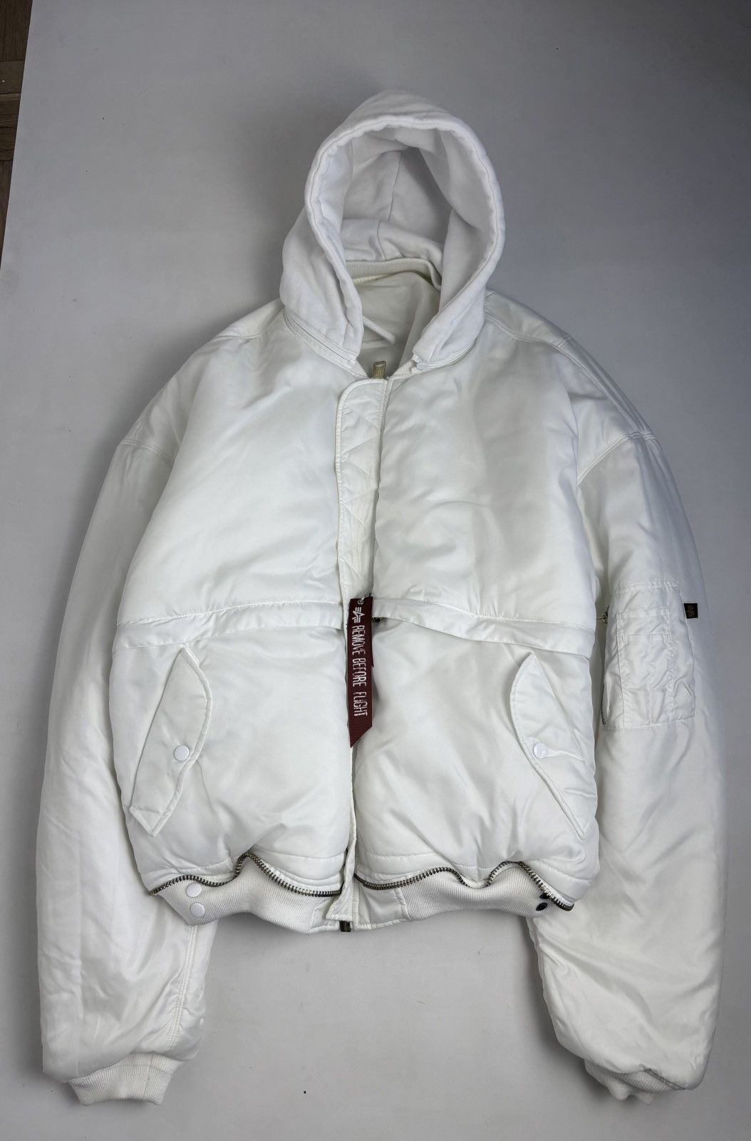 Vetements Vetements x Alpha Industries 2017 reversible bomber Size US S / EU 44-46 / 1 - 4 Thumbnail