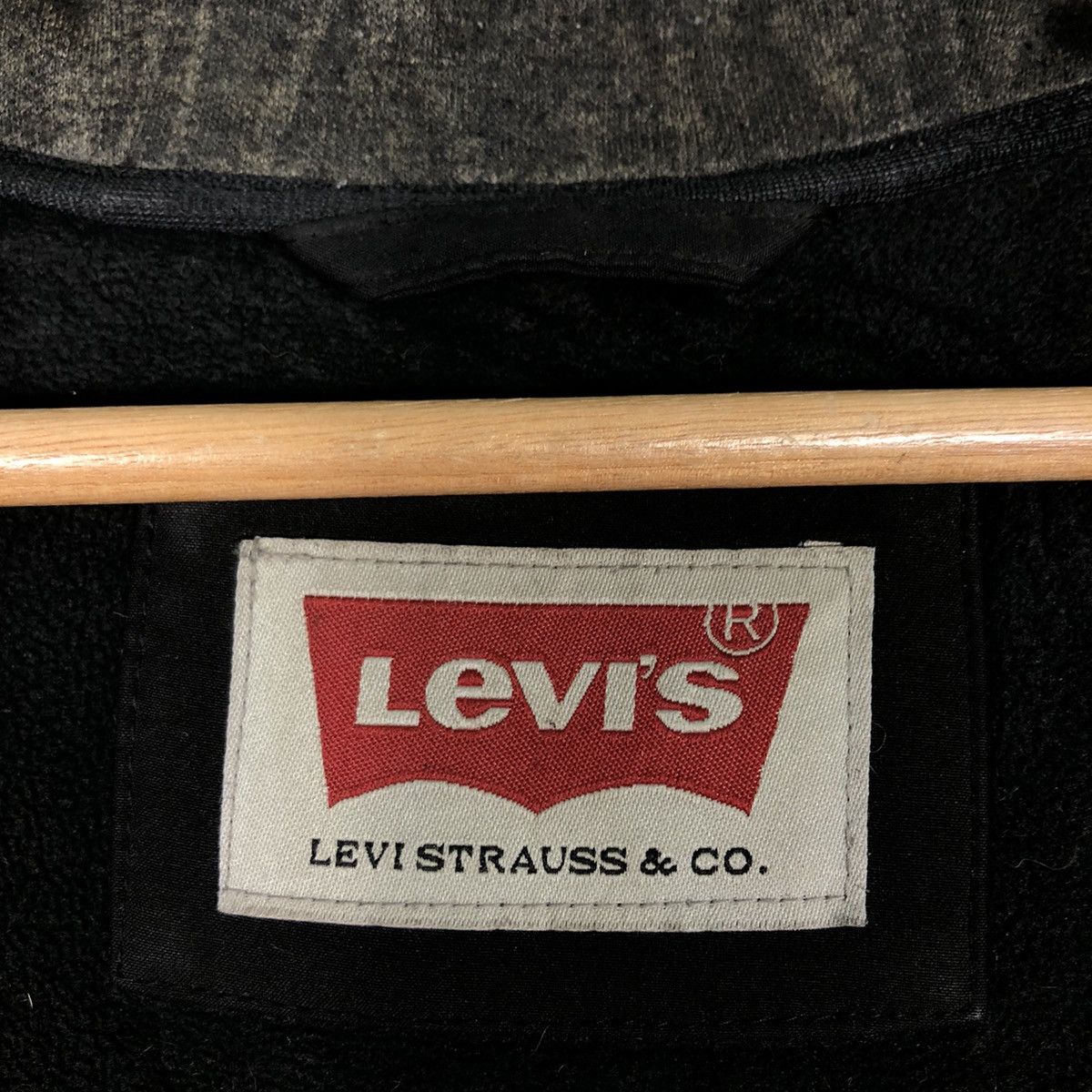 Japanese Brand 🔥90’s Vintage Levi’s Hoodie Zipper Jacket Constructed Size US L / EU 52-54 / 3 - 14 Thumbnail