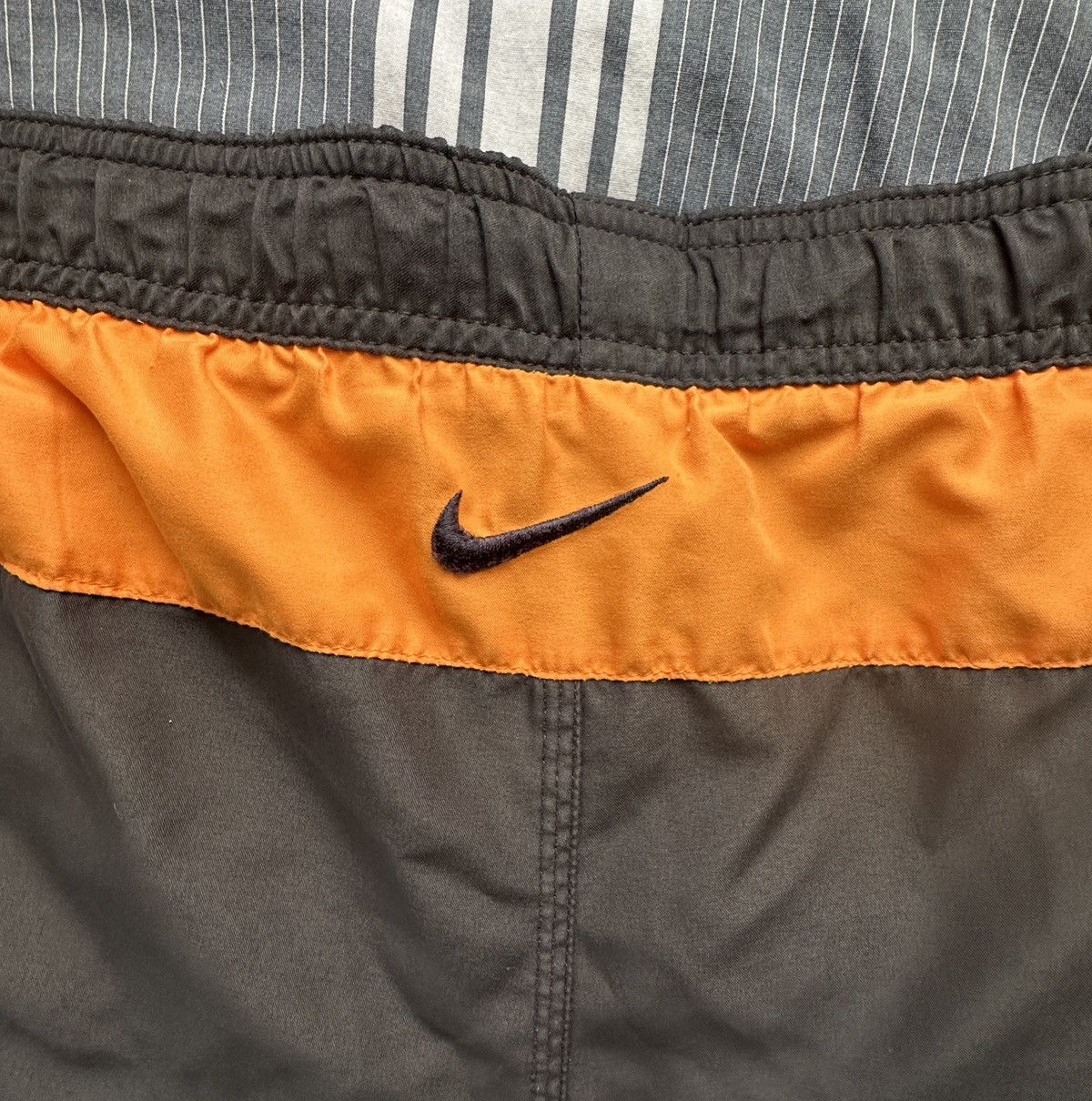 Nike Vintage Nike Swim Shorts Size US 36 / EU 52 - 5 Thumbnail