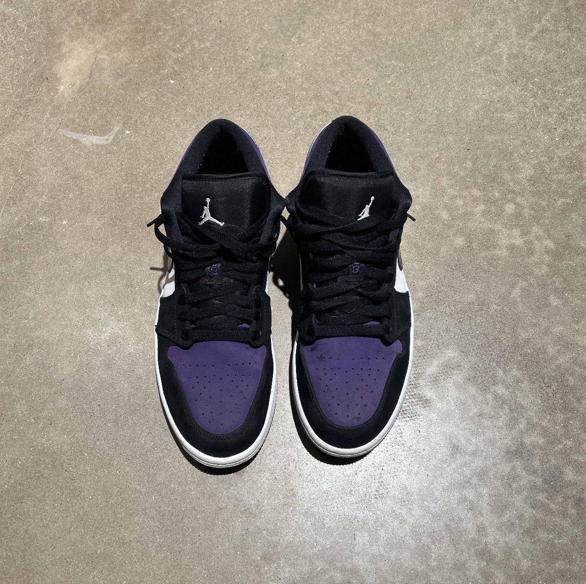 Nike Jordan 1 Low ‘Court Purple’ Size US 10.5 / EU 43-44 - 3 Thumbnail