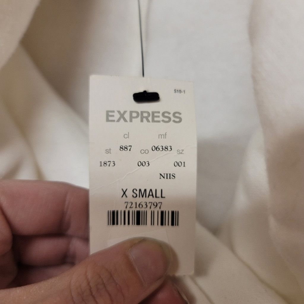 Express NWT Express Asymmetrical Moto Style Cozy Zip up Cardigan Size XS / US 0-2 / IT 36-38 - 4 Thumbnail