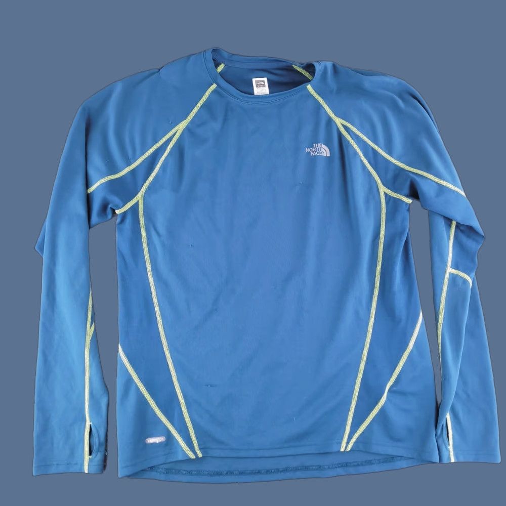 The North Face The North Face Shirt Mens L Blue Long Sleeve Slim Run Gym Pullover T-Shirt Activewear Size US L / EU 52-54 / 3 - 1 Thumbnail