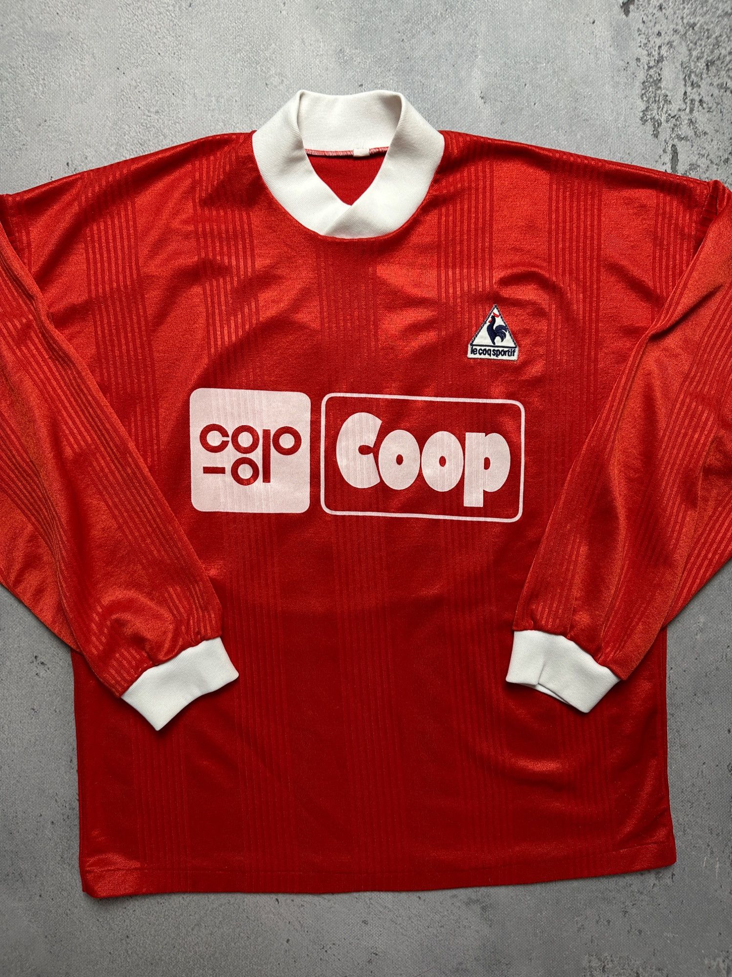 Le Coq Sportif Vintage Le Coq Sportif Coop Red Long Sleeve Soccer Jersey L Size US L / EU 52-54 / 3 - 11 Thumbnail