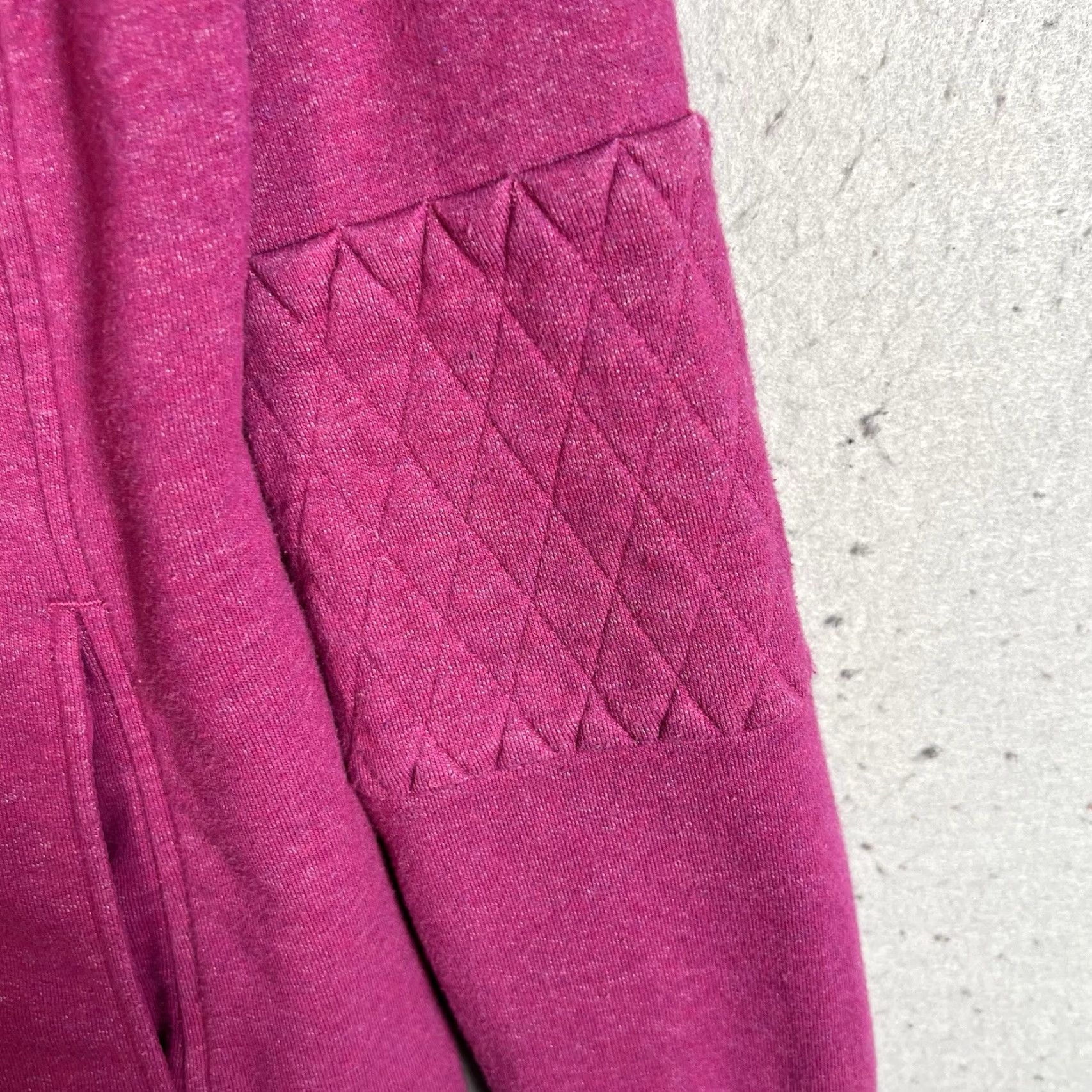 Under Armour VINTAGE Under Armour Sweatshirt Womens Large All Season Gear Full Zip Sweater Size L / US 10 / IT 46 - 5 Thumbnail