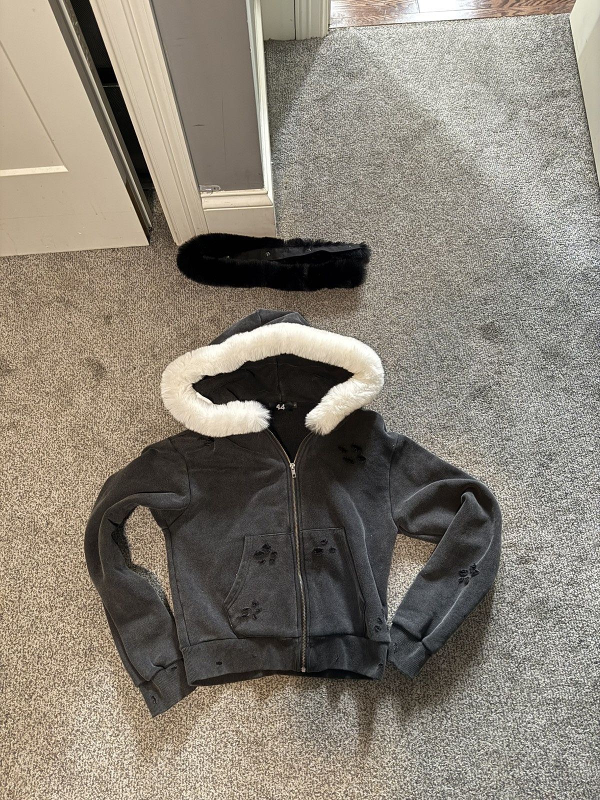 Other 44 BRAND ASH Full Zip Hoodie Removable Fur Trim Men’s Small Size US S / EU 44-46 / 1 - 1 Thumbnail