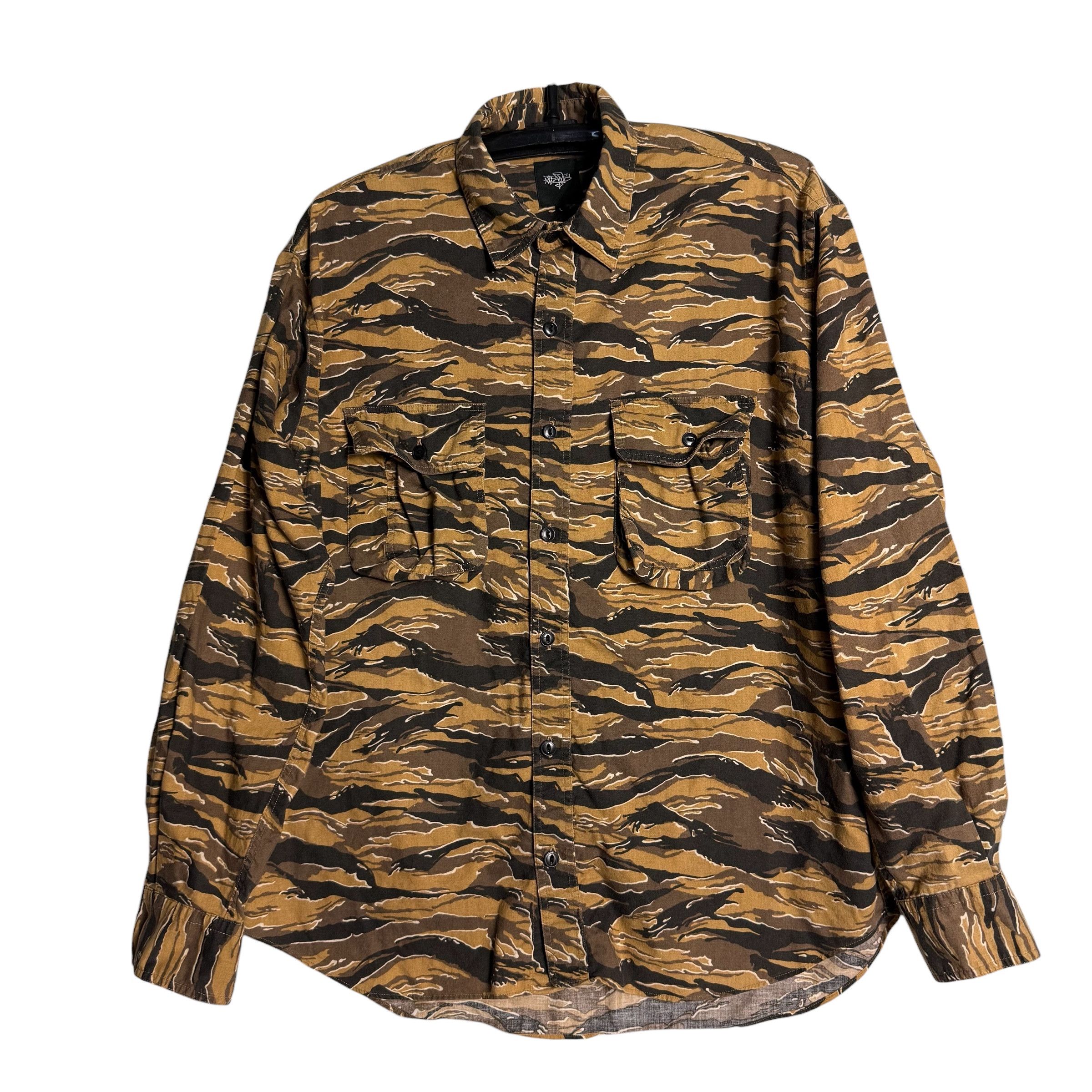 Beams Plus 🔥RARE🔥Vintage Beams Japanese Brand Camo Button Up Shirt Size US L / EU 52-54 / 3 - 1 Thumbnail