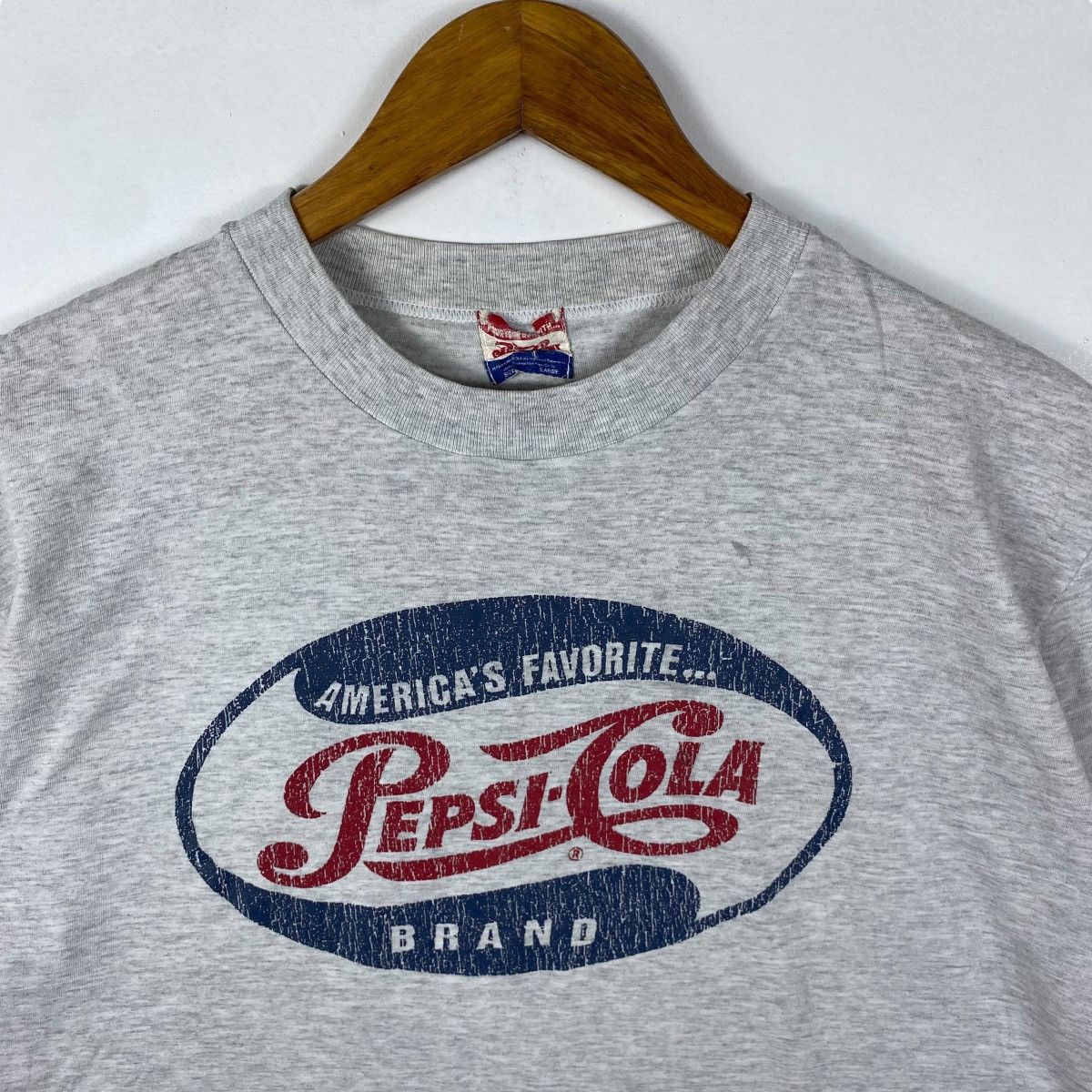 Vintage Vintage 90's PEPSI-COLA America's Favorite Brand Graphic Tee Size US L / EU 52-54 / 3 - 2 Thumbnail
