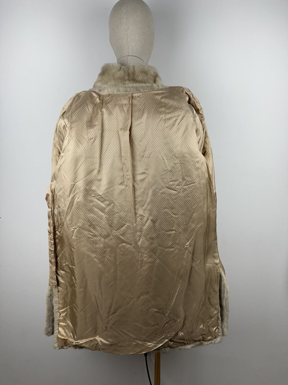 Japanese Brand Astraka Faux Fur Coat Y2K Women’s size US 10/12 Size L / US 10 / IT 46 - 5 Thumbnail