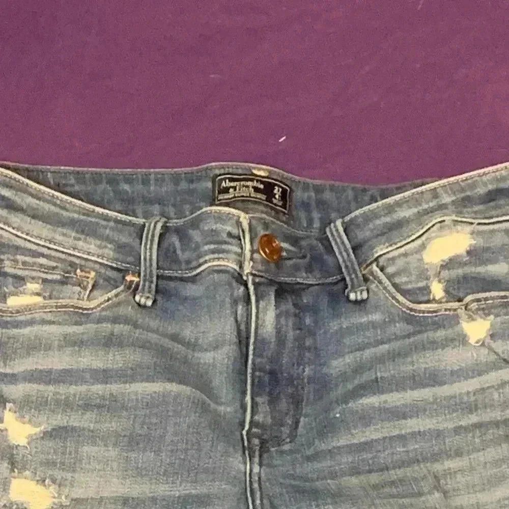 Abercrombie & Fitch Abercrombie & Fitch Distressed Skinny Jeans Size 27" / US 4 / IT 40 - 2 Thumbnail