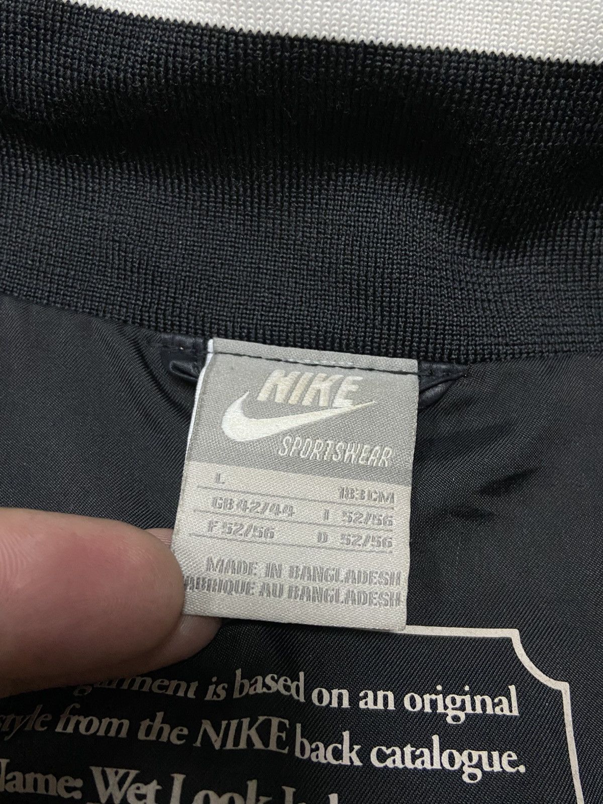 Vintage Nike vintage wet look jacket zip Size US L / EU 52-54 / 3 - 4 Thumbnail
