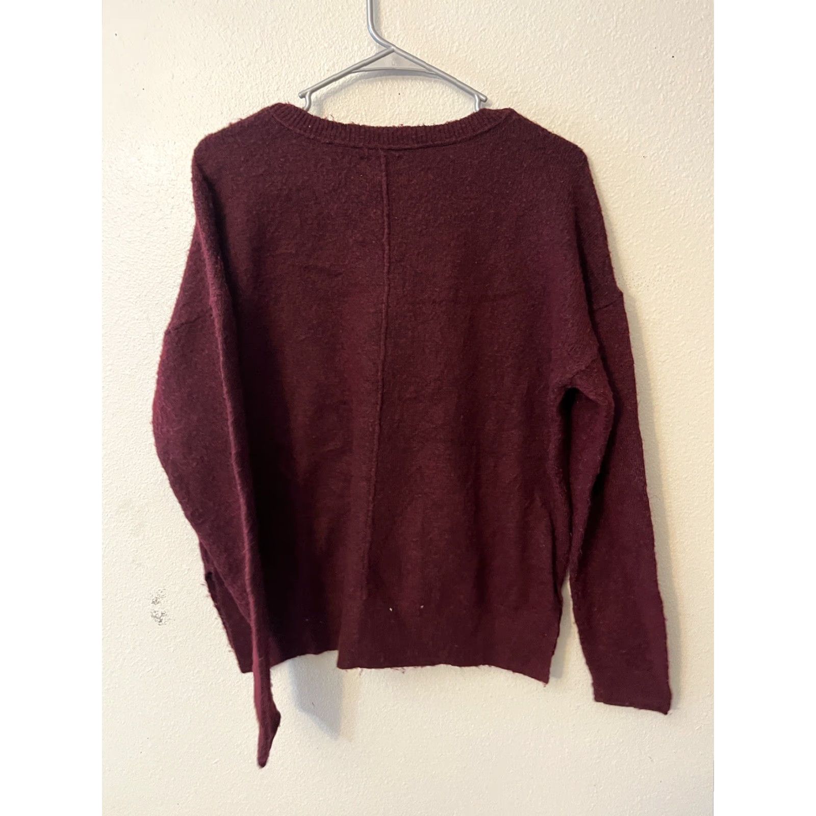 Lucky Brand Lucky Brand Sweater Womens Small Maroon V-Neck Pullover Polyester Wool Blend Knit All Seasons Lightweight Oversized Size S / US 4 / IT 40 - 2 Thumbnail