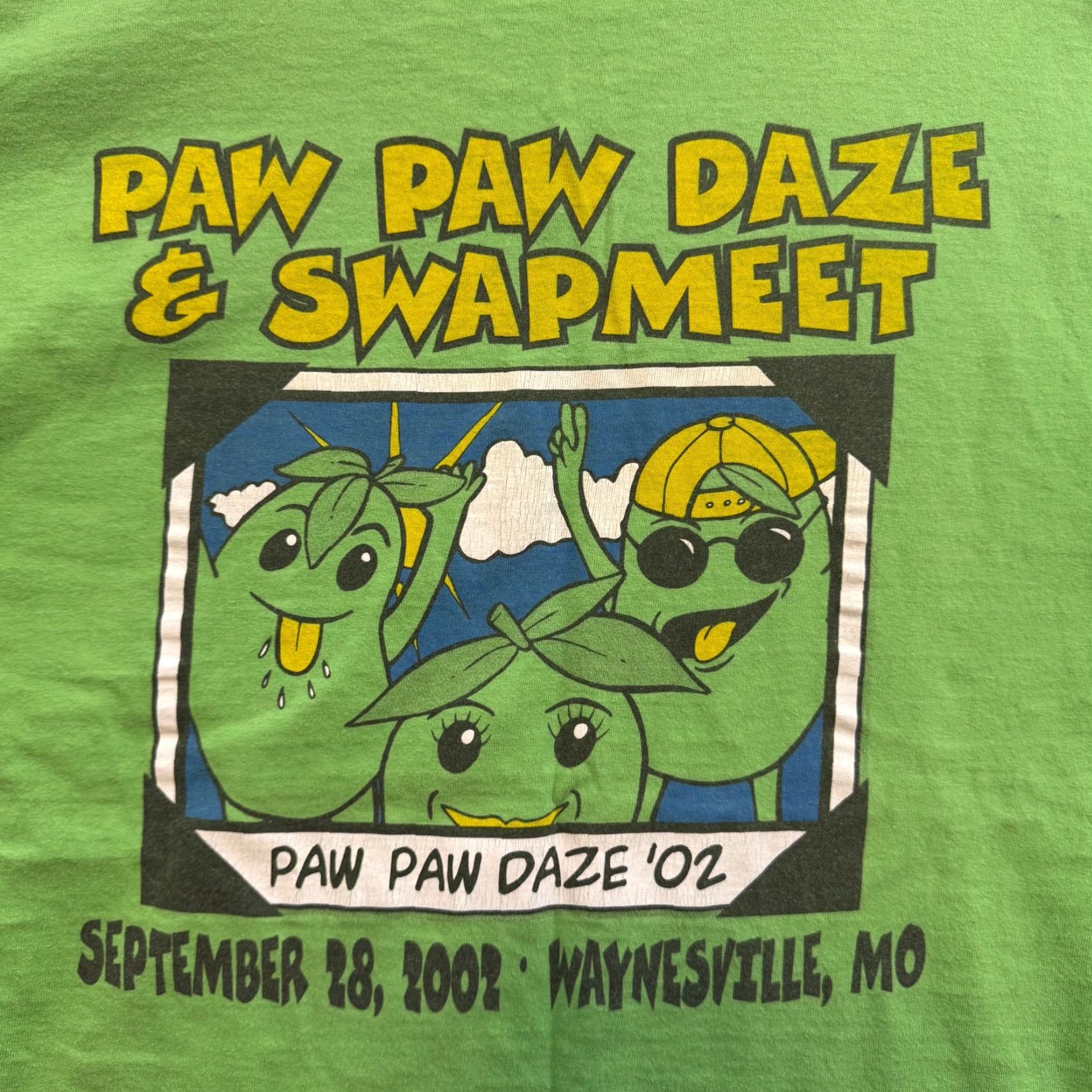 Fruit Of The Loom VINTAGE T-Shirt XL Mens Green Graphic Paw Paw Daze Swapmeet Lofteez Short Sleeve Size US XL / EU 56 / 4 - 3 Thumbnail