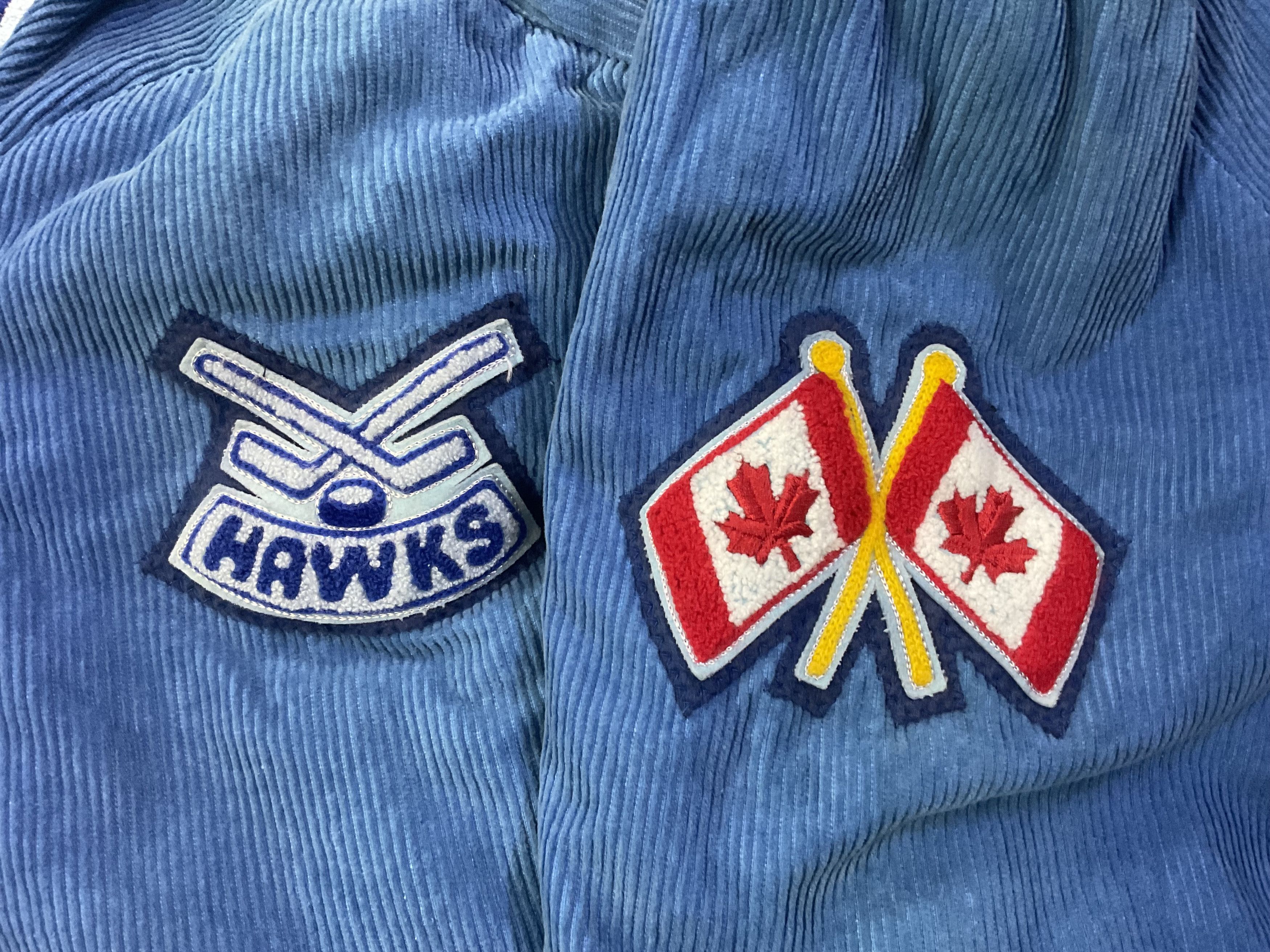 Other Vintage OPHL 1994 Mississauga Blackhawks Corduroy Jacket Size US L / EU 52-54 / 3 - 6 Thumbnail