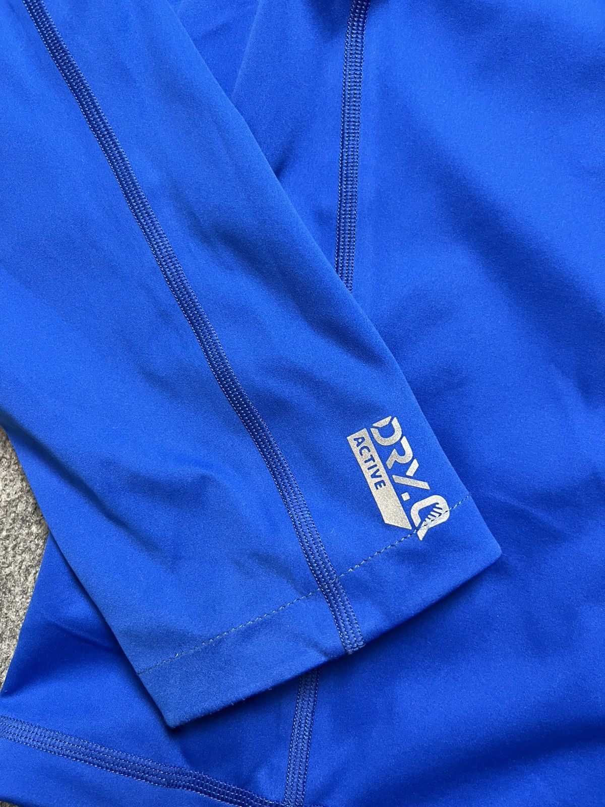 Mountain Hardwear Mountain Hardwear light jacket Size US L / EU 52-54 / 3 - 4 Thumbnail