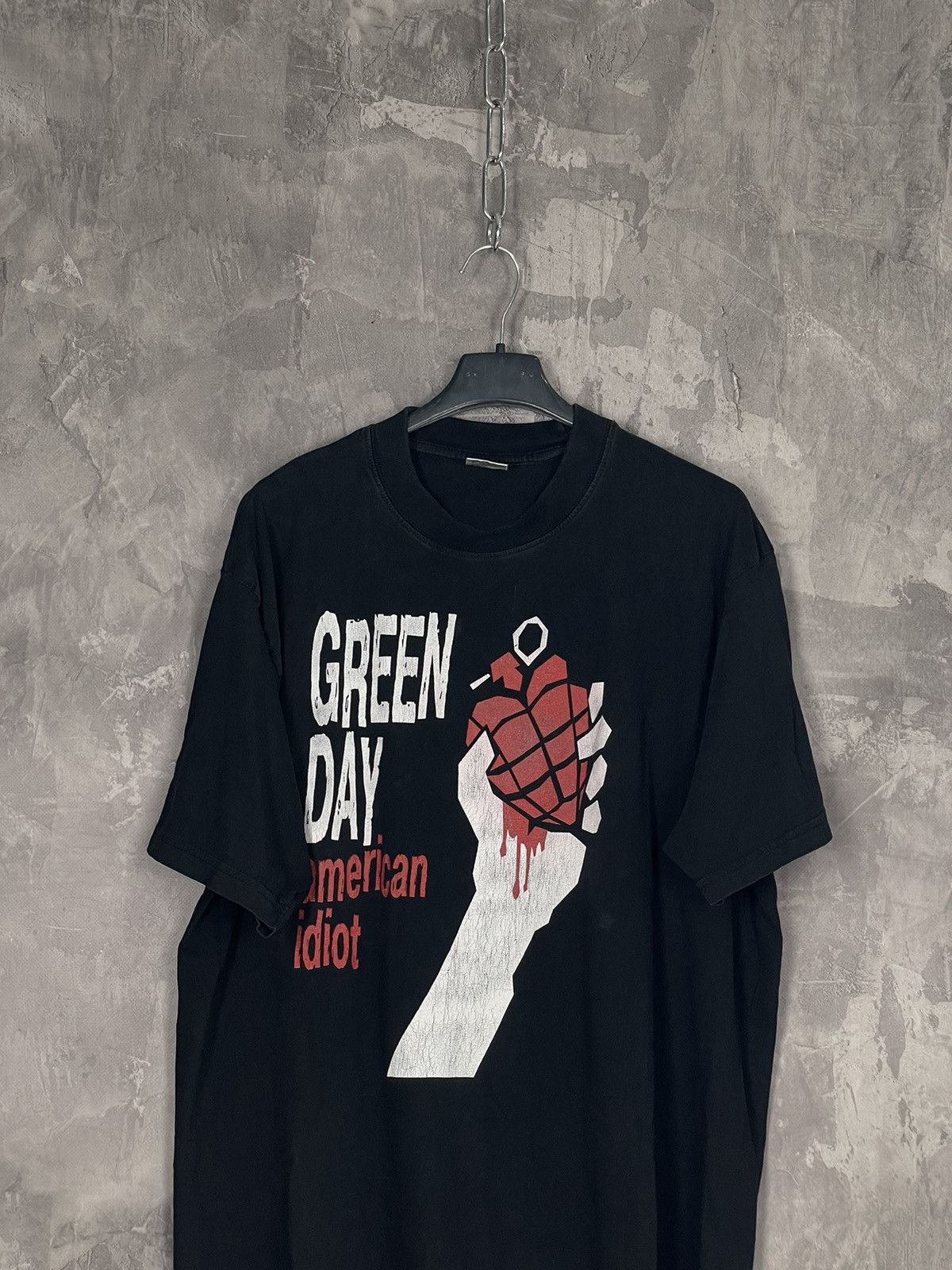 Vintage VINTAGE GREEN DAY TOUR FADED 2004 T shirt Size US XL / EU 56 / 4 - 2 Thumbnail