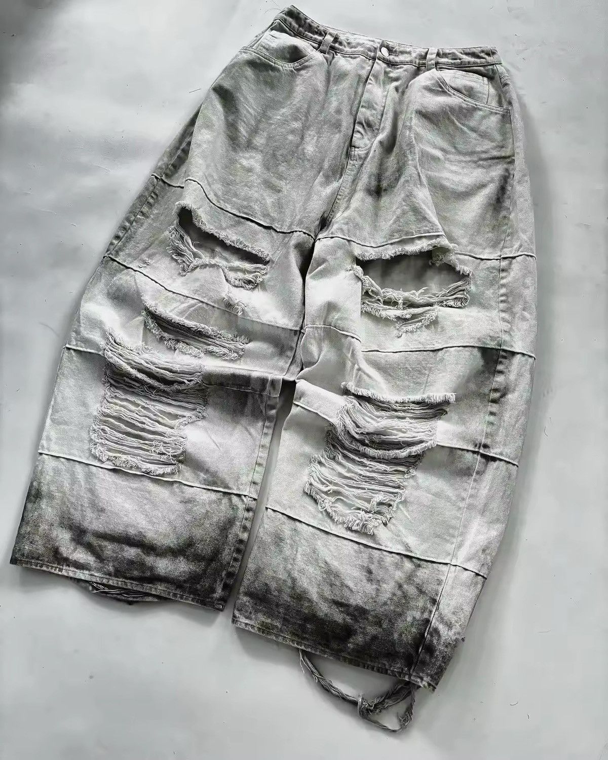 Jean Streetwear Ripped Stacked Jeans Size US 30 / EU 46 - 1 Thumbnail