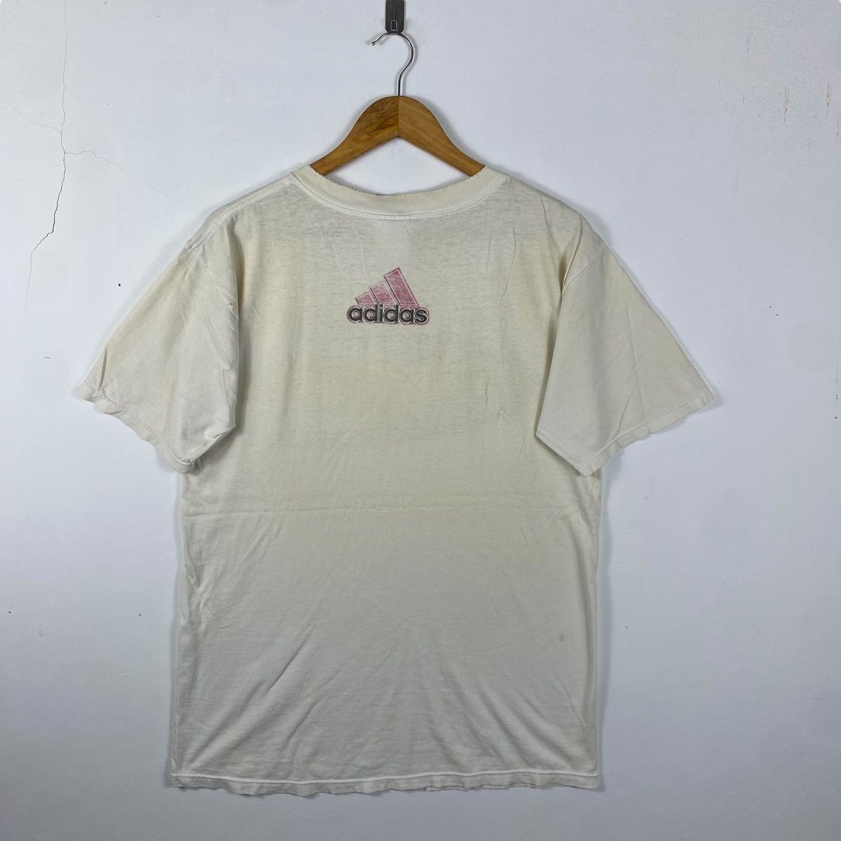 Adidas Distressed Vintage 90's ADIDAS Logo Faded Tee Shirt Medium Size US M / EU 48-50 / 2 - 4 Thumbnail