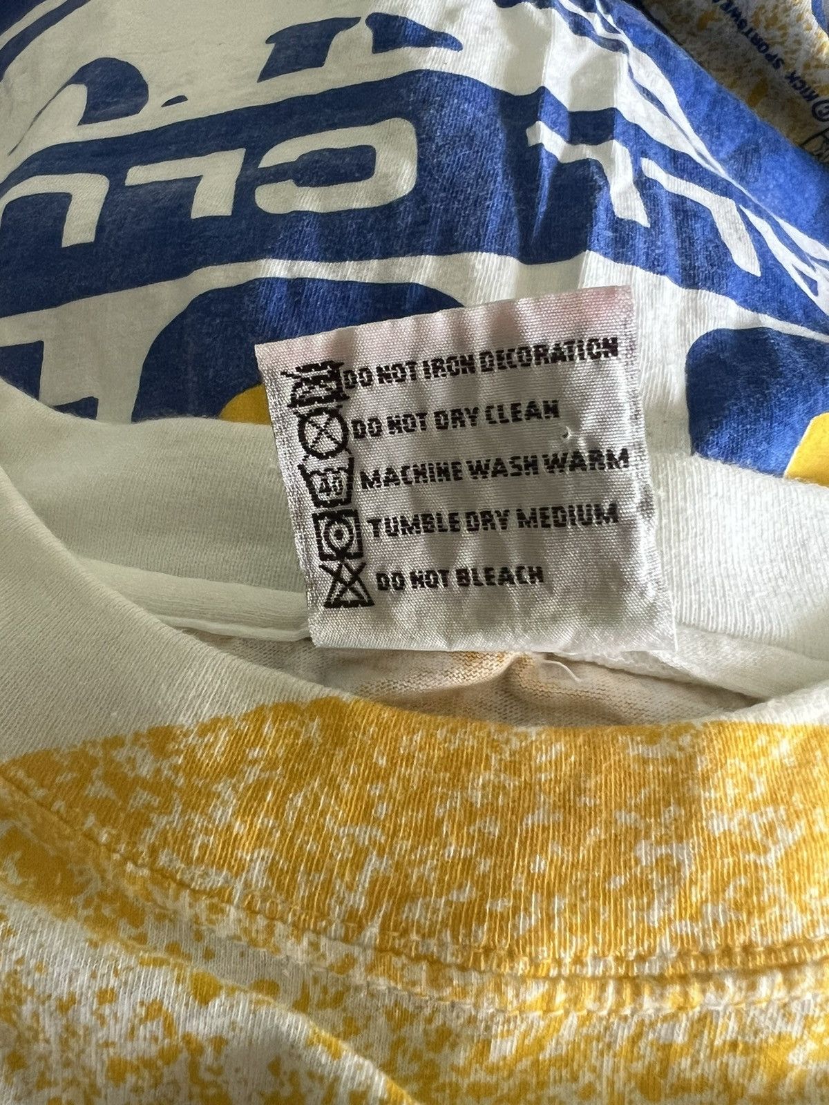 Vintage Vintage 1990 Leeds UNTD T-Shirt Size US L / EU 52-54 / 3 - 6 Thumbnail
