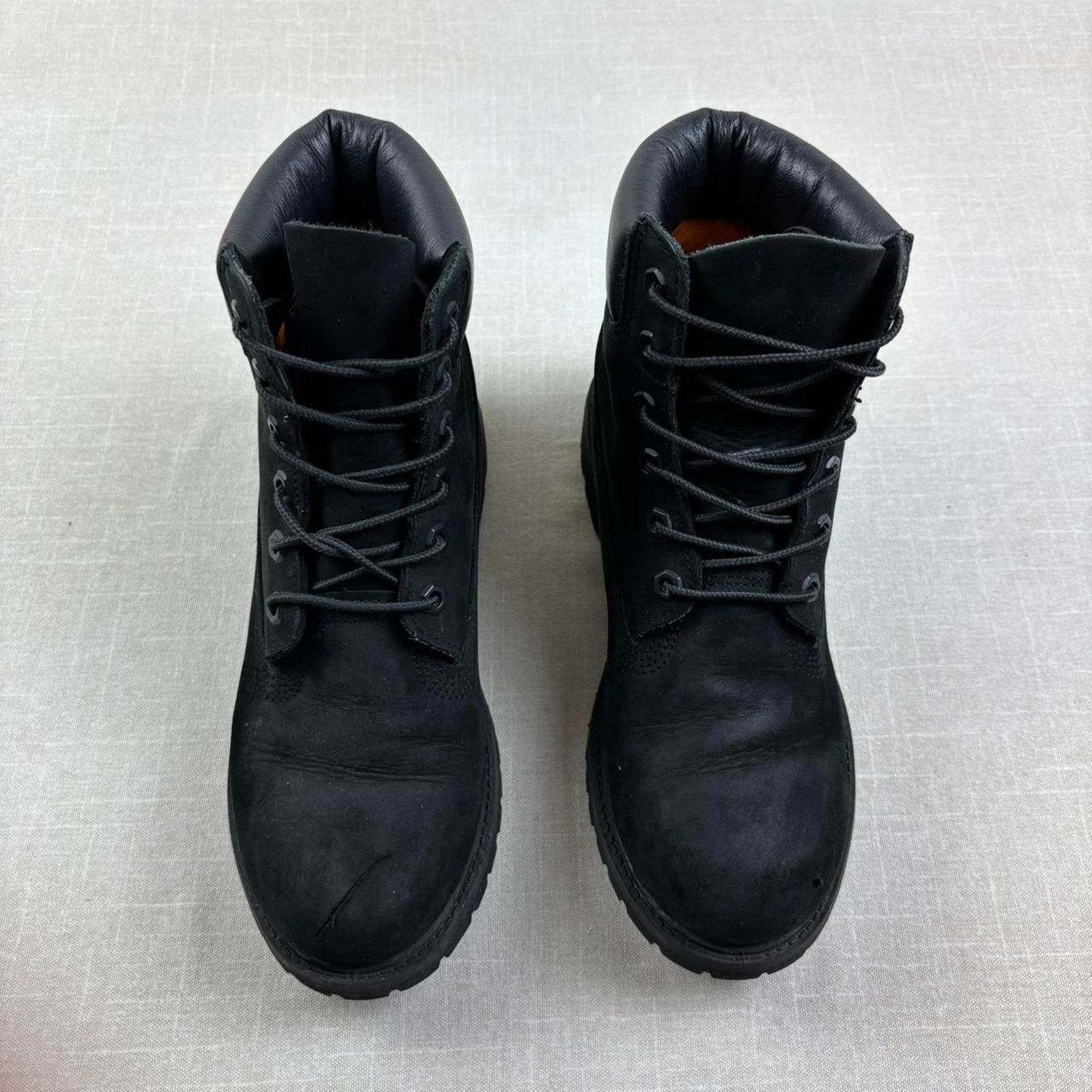Timberland 🐈‍⬛ 2022 Timberland 6 Inch “Black Nubuck” 7.5M Size US 7.5 / EU 40-41 - 3 Thumbnail