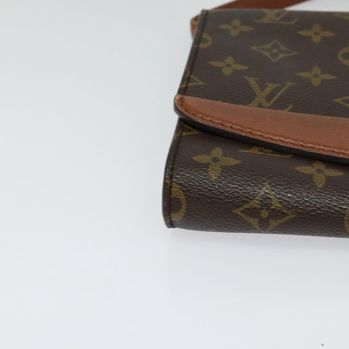 Louis Vuitton LOUIS VUITTON Monogram Bordeaux 24 Shoulder Bag M51798 Size ONE SIZE - 14 Thumbnail