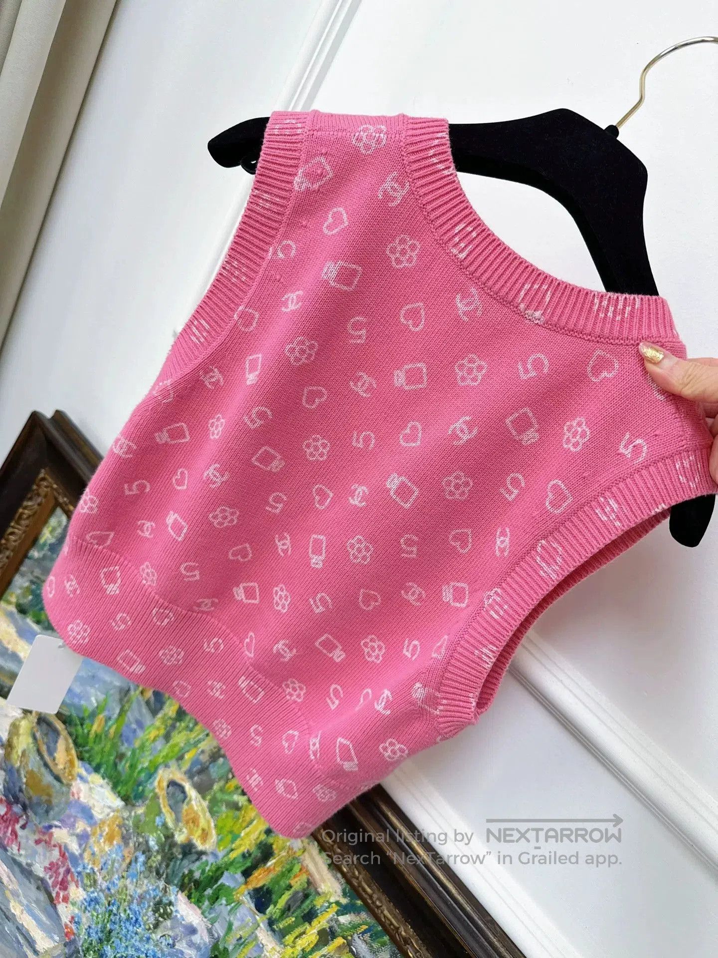 Chanel pink and white embroidered knit vest. Size US S / EU 44-46 / 1 - 3 Thumbnail