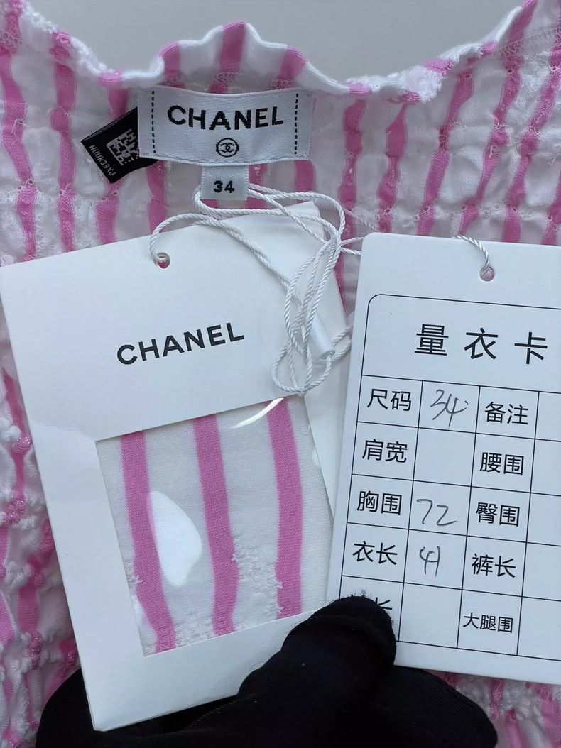 Chanel Chanel 24S pink striped pleated suspender vest 2504-Nextarr Size XXS / US 00 / IT 34 - 6 Thumbnail