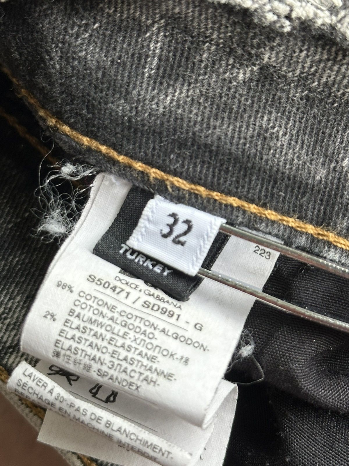 Dolce & Gabbana DOLCE&GABBANA Distressed Shorts Denim Pockets Grey Size 32 Size 32" / US 10 / IT 46 - 12 Thumbnail