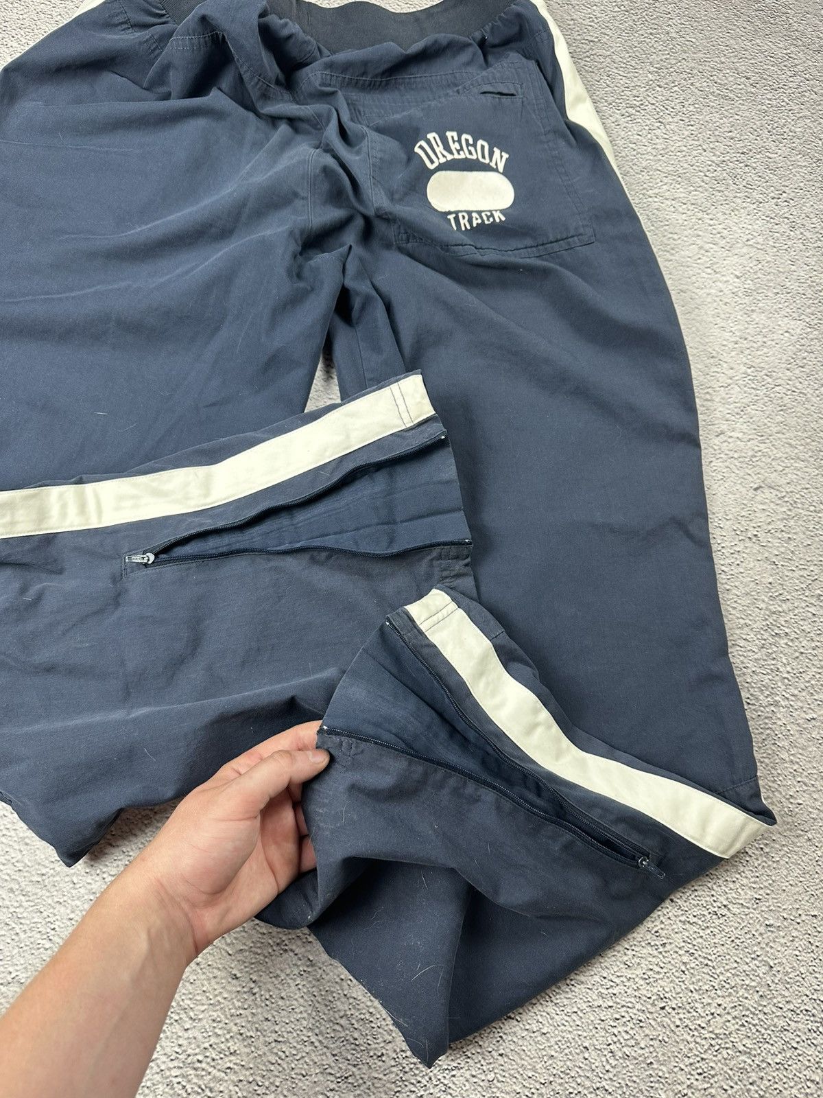 Nike Vintage Nike Oregon Trackpants Nylon Baggy Drill Faded Style Size US 36 / EU 52 - 14 Thumbnail