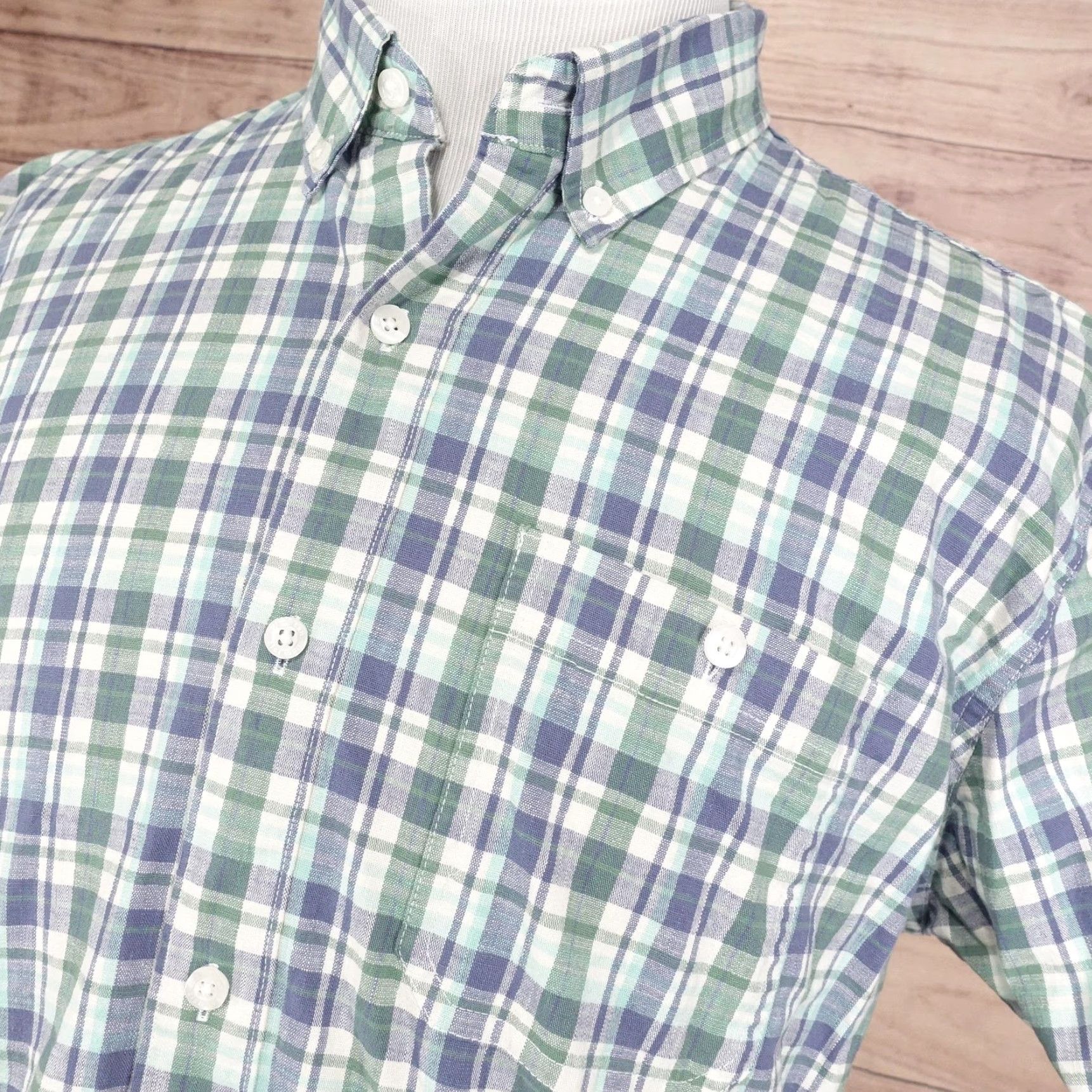 Vintage VINTAGE L.L. Bean Shirt Men Large Green Blue Plaid Button Down Casual Fit Short Sleeve Size US L / EU 52-54 / 3 - 2 Thumbnail